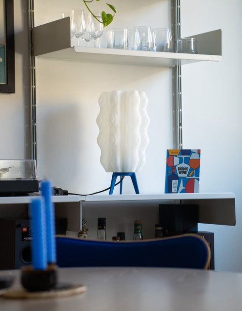 Load image into Gallery viewer, Wavy Lamp
